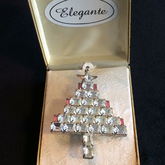 Vintage New Christmas Tree Brooch - Picture 6 of 7